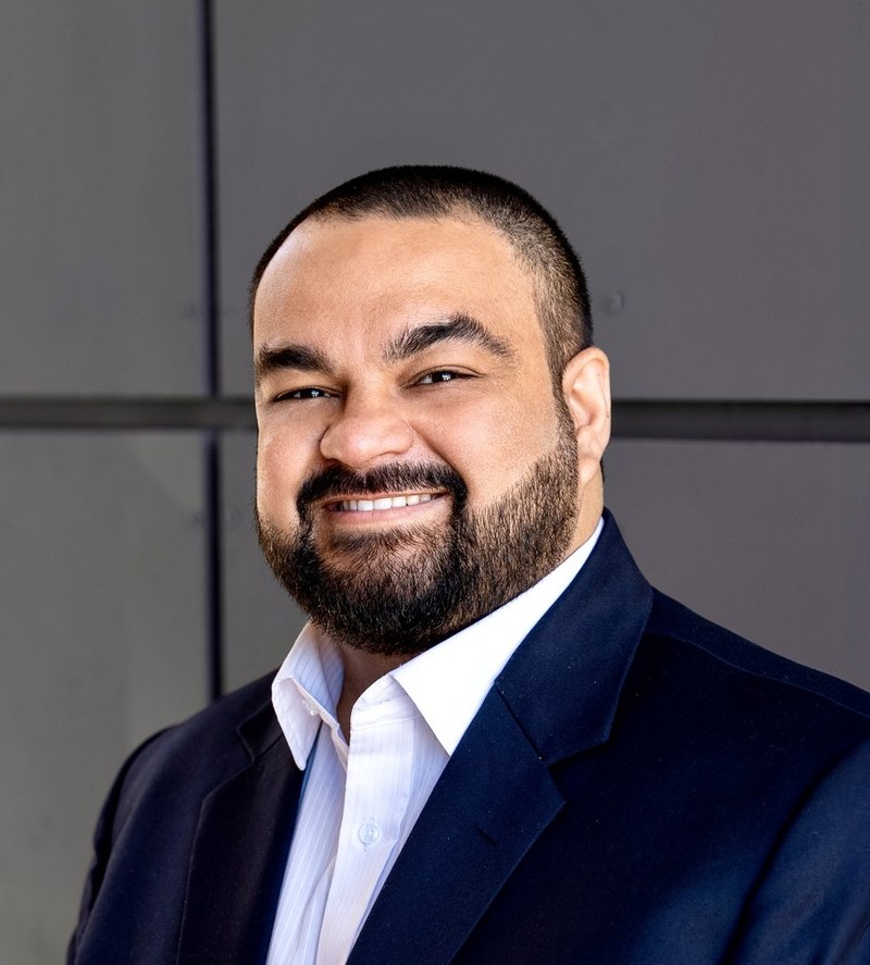 Mohsin Lakhani, Real Estate Agent